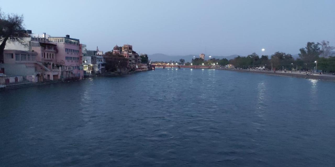 Hotel Raj Deluxe Haridwar Exterior photo