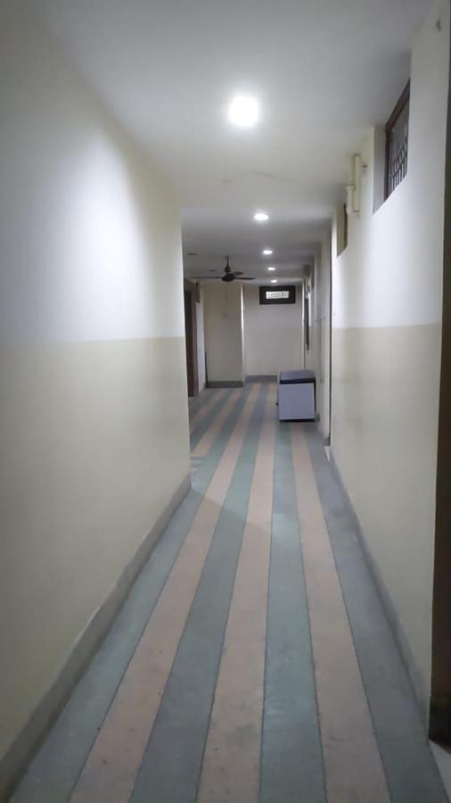 Hotel Raj Deluxe Haridwar Exterior photo